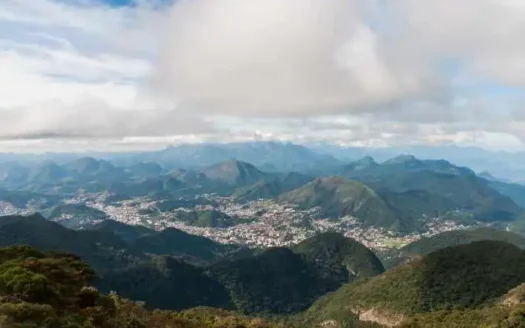 Imóveis em Guapimirim RJ