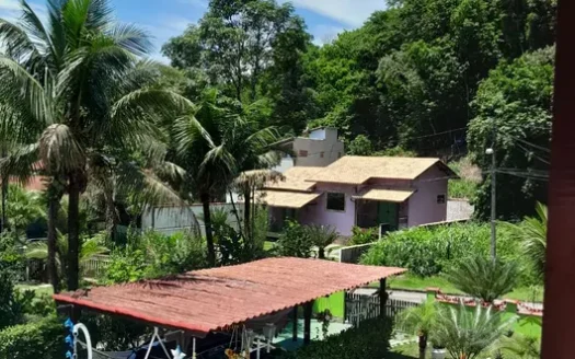 Casa de Condomínio com Terreno de 5.302m² à Venda em Limoeiro