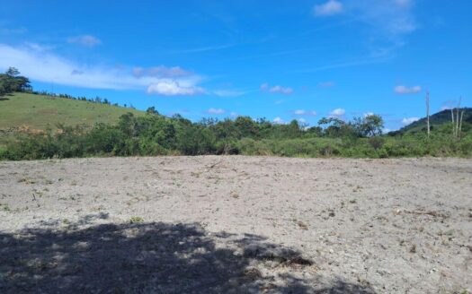 Terreno com 2.000m² em Guapimirim à Venda