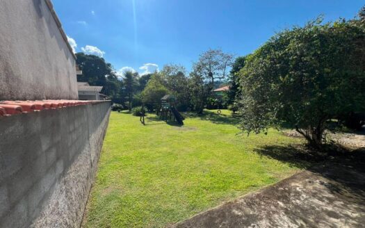 Terreno à Venda em Quinta-Mariana Terreno à Venda em Quinta-Mariana