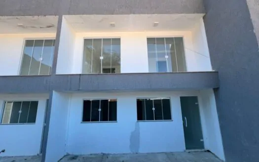 Casas de Vila à Venda em Caneca Fina Casas de Vila à Venda em Caneca Fina